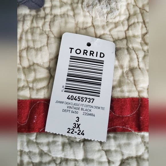 NWT Johnny Cash tee - Picture 3 of 3